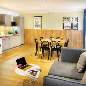 Three Room Room